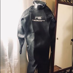 Wetsuit